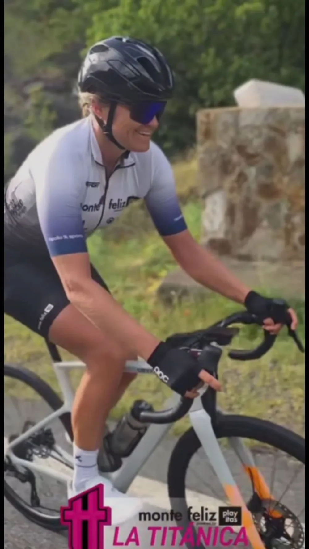 Emma smiling on her bike during La Titánica on Gran Canaria